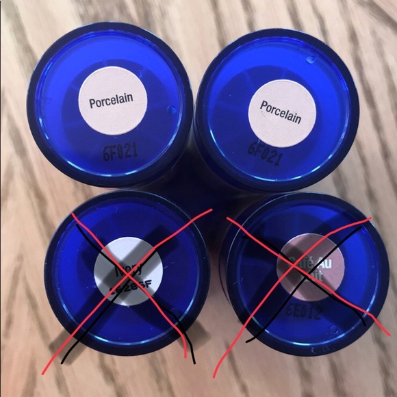 Porcelain shade Anti aging foundation. - Picture 2 of 6